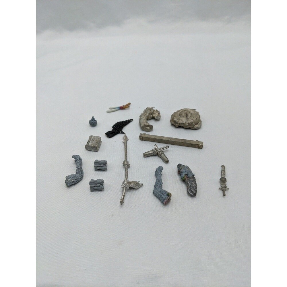 Lot Of (15) Sci-Fi Metal Miniature Weapons And Parts Bits And Pieces